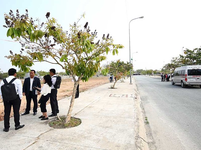Đất nền, nhà phố, đất nhà vườn thu hút các nhà đầu tư đổ về tỉnh lẻ. dất nền nha phố dất nha vườn thu hut cac nha dầu tư dổ về tỉnh lẻ 1 - Đất nền, nhà phố, đất nhà vườn thu hút các nhà đầu tư đổ về tỉnh lẻ.